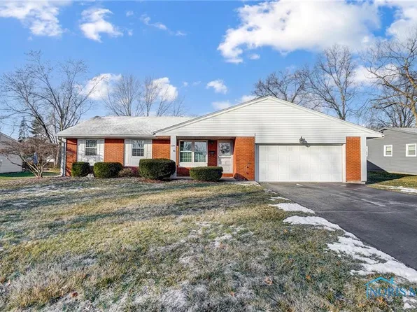 5247 Silvertown Dr, Sylvania, OH 43560