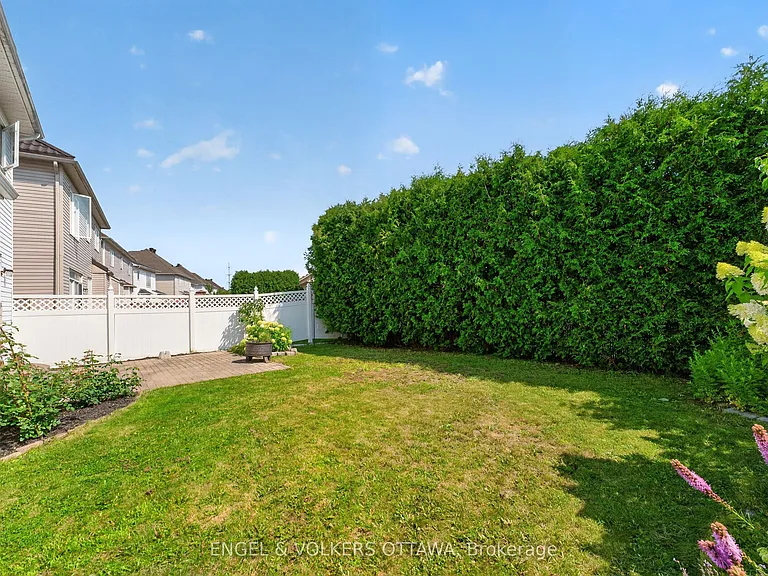 2123 Esprit Dr — Photo 48
