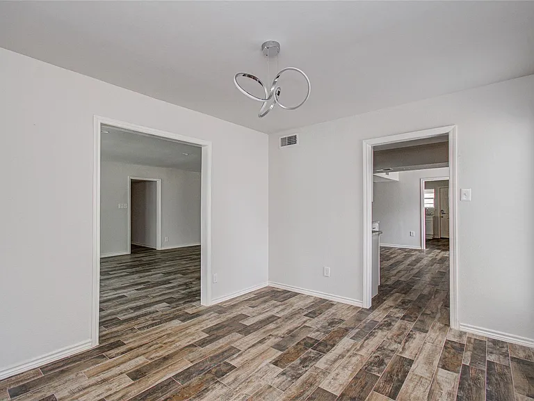 5507 Braesvalley Dr — Photo 13