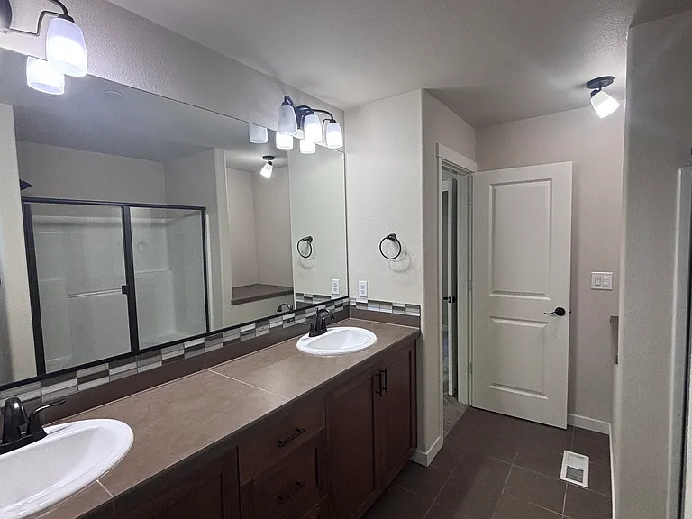 28761 SW Brussels Ln — Photo 13