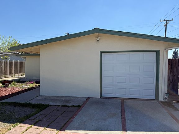 2nd image of 2503 Minnewawa Ave