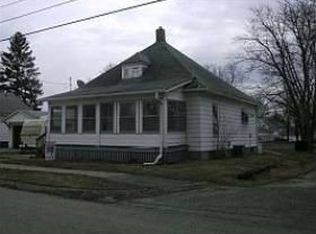 713 Pine St, Kewanee, IL 61443