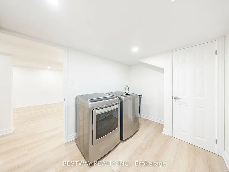 96 Kearney Dr #BASEMENT — Photo 11