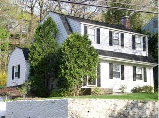 193 Orchard St, White Plains, NY