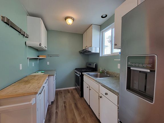 5th image of 1846 11th St #1/2