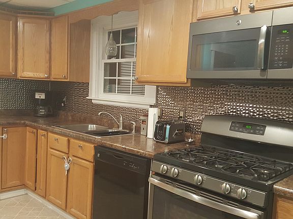 2nd image of 2644 Randall Dr