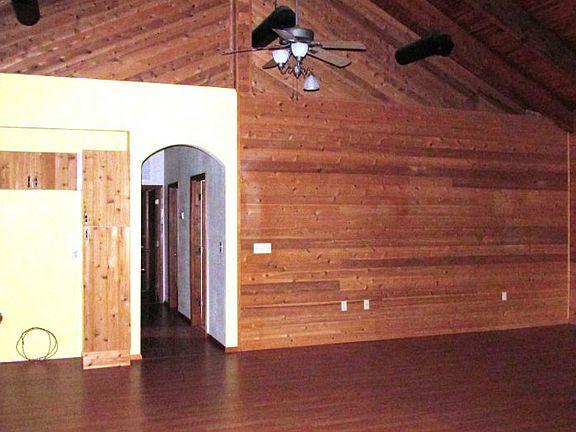 4th image of 2818 Richwood Dr