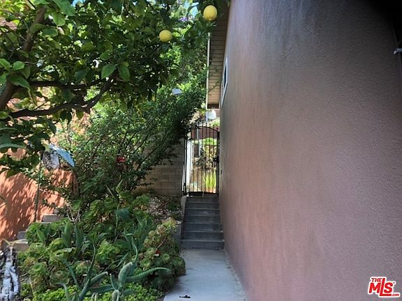 4th image of 4130 Don Diablo Dr