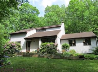 176 Doe Dr, Port Matilda, PA 16870