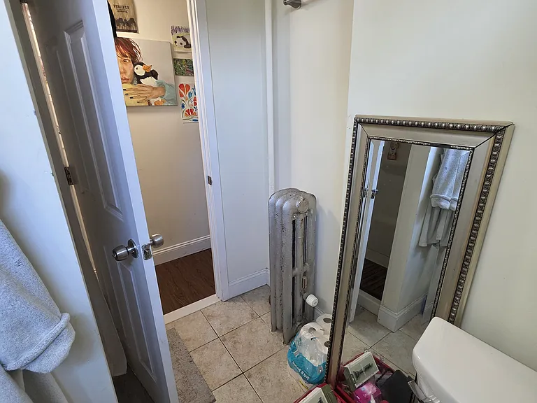 48 Highland Ave #4 — Photo 4