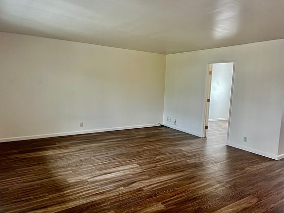 5th image of 429 Palm Ave APT 13