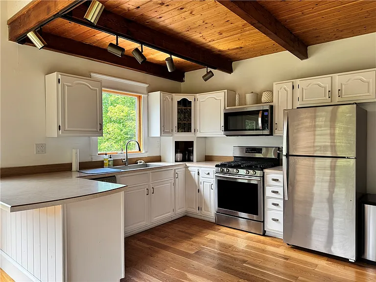 228 Staab Rd — Photo 27