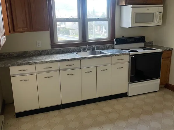 190 Bank St, Mount Jackson, VA 22842