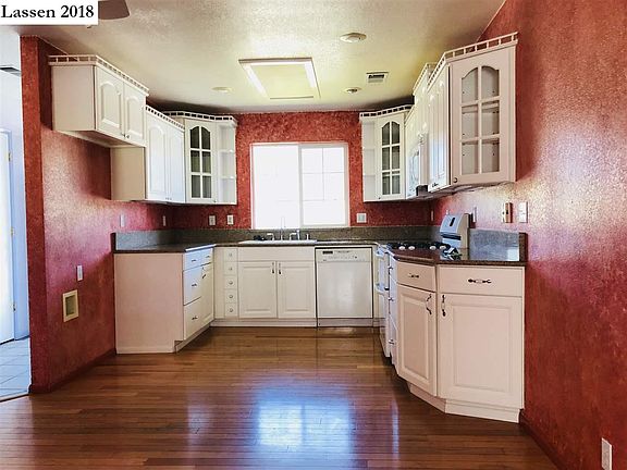 4th image of 524 Meadow View Dr