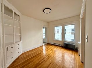 28 Brook St #2, Manchester, NH 03104