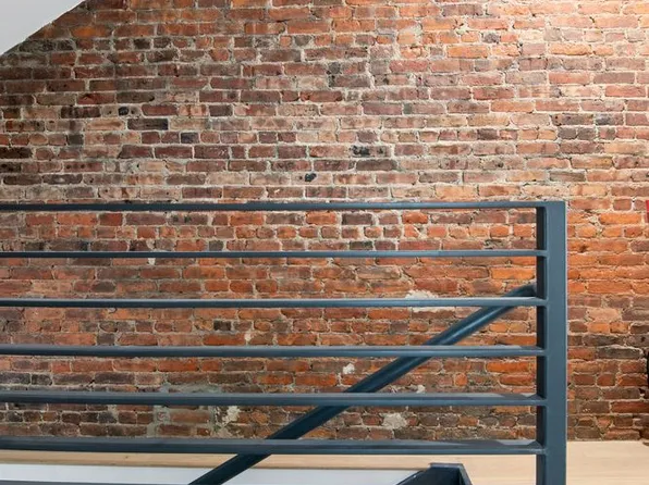 1370 Dean Street image 5 of 12