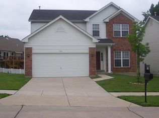 583 Bluffs View Ct, Eureka, MO 63025