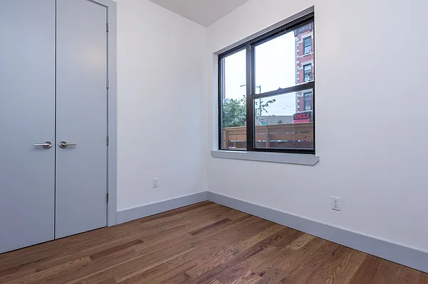 Rented by Nooklyn NYC LLC | media 38