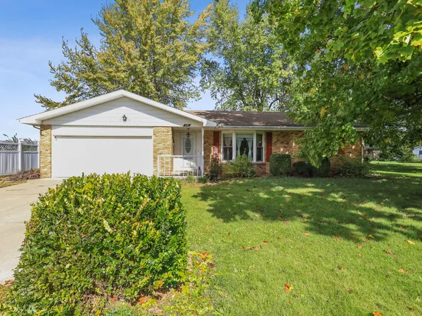 310 W Jefferson St, Pesotum, IL 61863