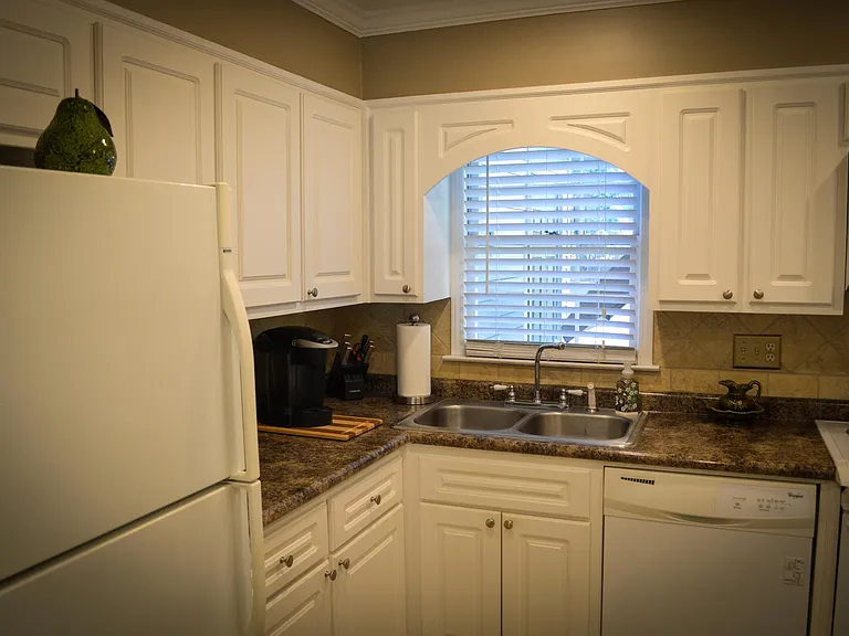 2504 Fair Oak Ct — Photo 15