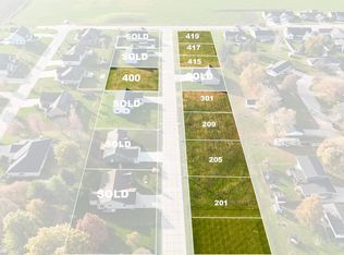 419 Laci Dru Dr, Mediapolis, IA 52637