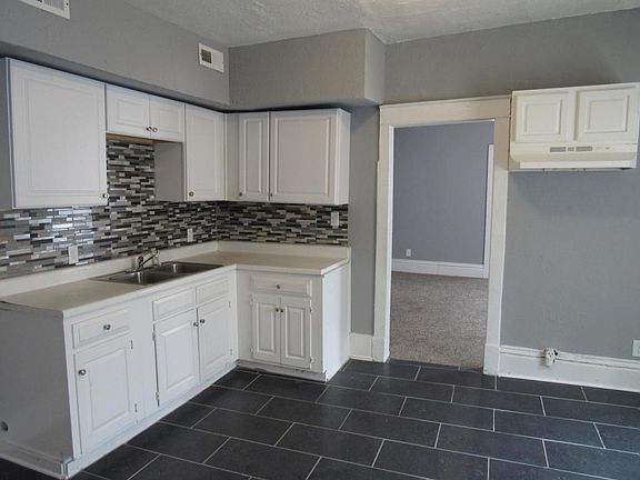 2nd image of 5403 Smart Ave