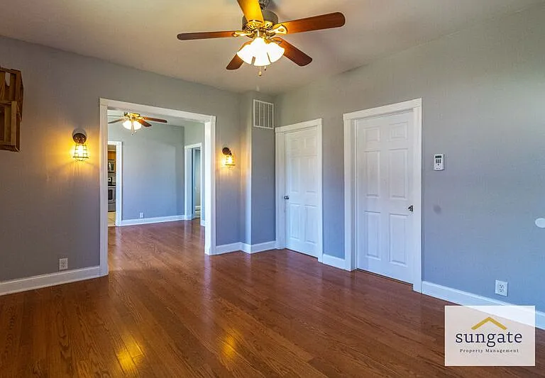 4607 Simms Ave — Photo 3