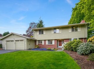 552 S 158th St, Seattle, WA 98148