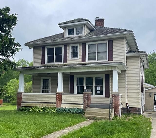 1st image of 402 Fowlers Ln