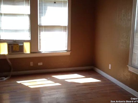 5th image of 418 LINARES ST