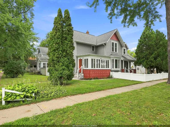 1102 W Lawrence St, Appleton, WI 54914
