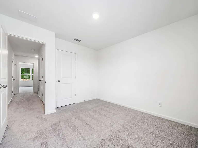 602 Jervis Way — Photo 30