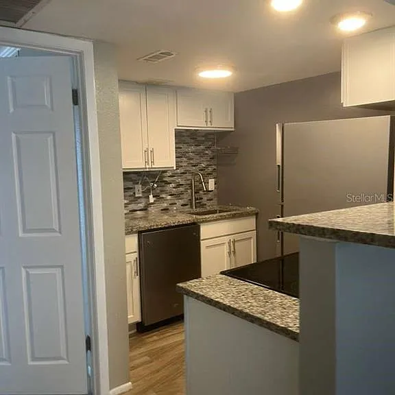 131 Water Front Way #220 — Photo 4