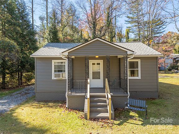 3rd image of 721 White Pine Dr