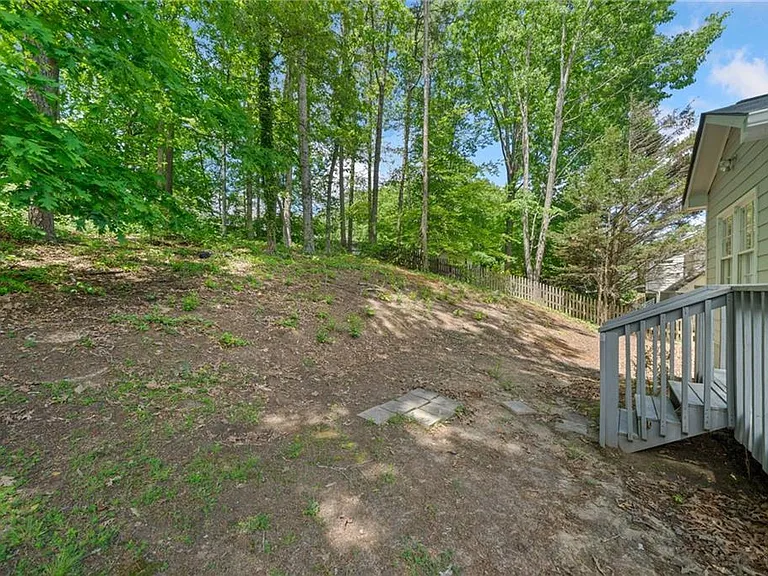 5590 Princeton Oaks Dr — Photo 44