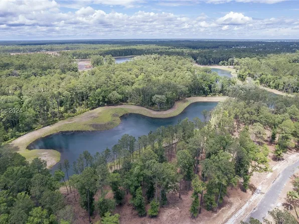 11 Lupine Rd, Bluffton, SC 29910