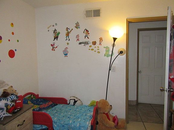 4th image of 2221 Dori Ave