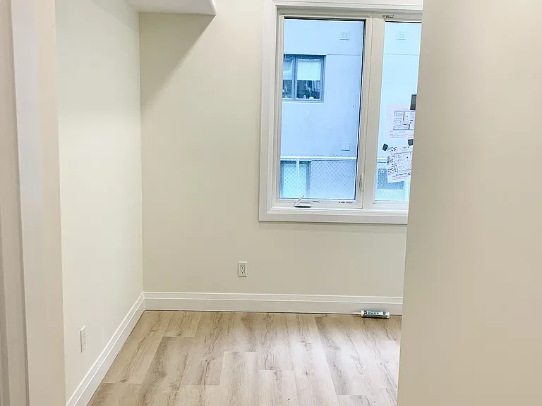 1630 Hetherington Dr #4 — Photo 24