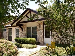 7805 Rainey Meadow Ln, Live Oak, TX 78233