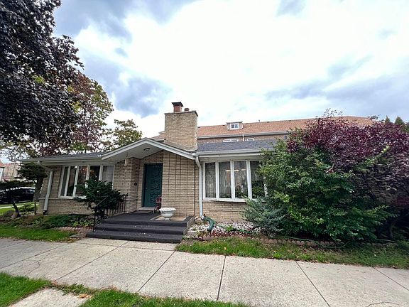 2nd image of 3759 S Winchester Ave