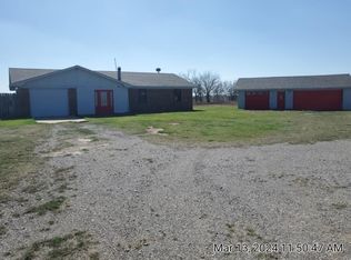 11377 NE Mountain View Rd, Elgin, OK 73538