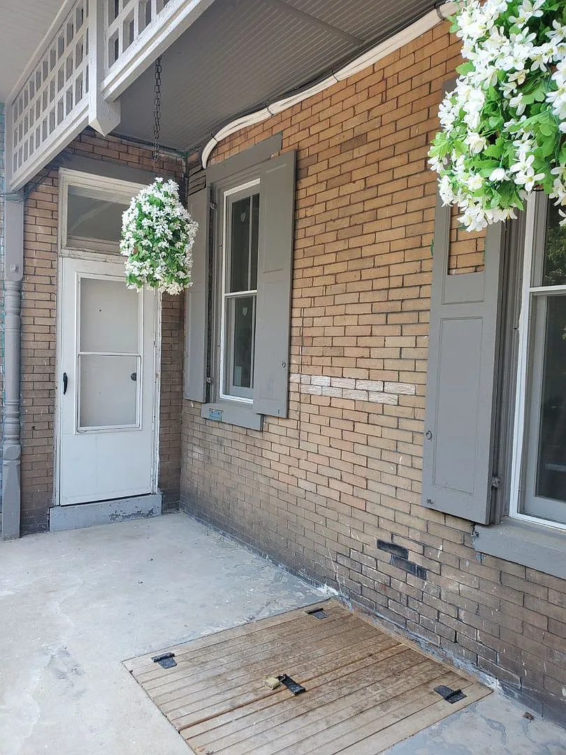 1601 N 2nd St — Photo 2