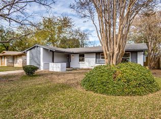 4001 Rainier St, Irving, TX 75062