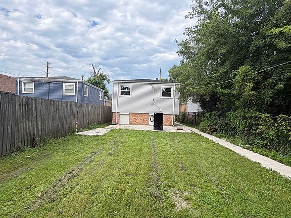 2nd image of 14613 Winchester Ave