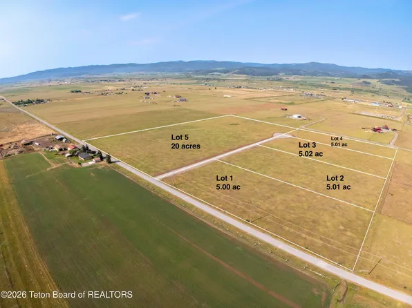 5 Buffalo H Ranch Rd, Etna, WY 83118
