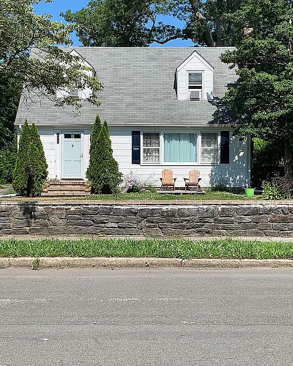 1st image of 171 Woodhull Ave