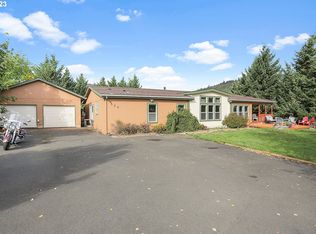 525 Cochran Ln, White Salmon, WA 98672