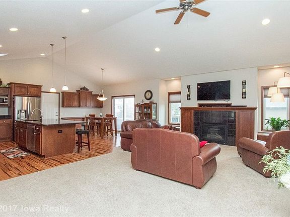 2nd image of 6909 NW 83rd Ave