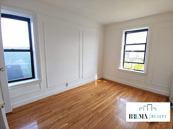 4th image of 2420 Davidson Ave APT 3C