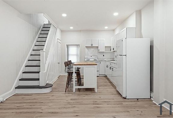5th image of 2117 Pierce St